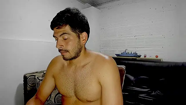 Himoreno25 online show from February 2025 03:21:02 AM