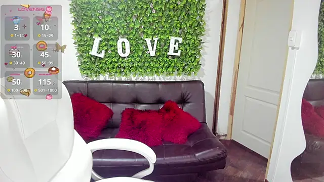 Enma  clark online show from February 2025 07:11:01 PM