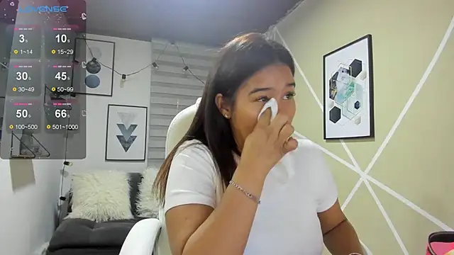 Enma  clark online show from February 2026 04:13:01 AM