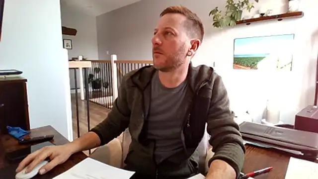 Bigdicktrav902 online show from April 2026 12:21:01 PM