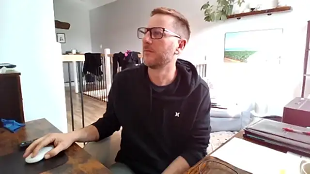 Bigdicktrav902 online show from April 2026 12:22:01 PM