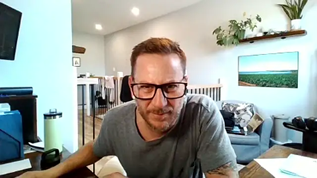 Bigdicktrav902 online show from April 2026 04:10:02 PM