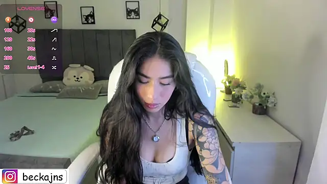 Beck jones online show from October 2025 03:22:02 PM