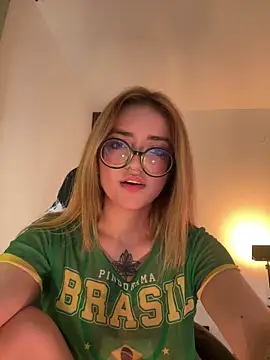 Snapshot of SweetJennaa chatting on February 2026 01:35:02 AM SweetJennaa online show from February 2026 01:35:02 AM