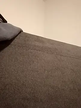 otterlover123 online show from January 2026 10:37:02 PM