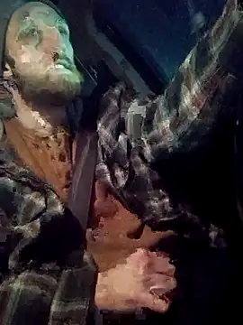 otterlover123 online show from February 2026 11:41:01 PM