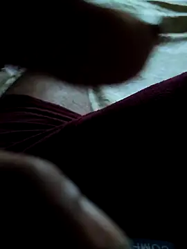 PRIYANHUxh online show from April 2026 01:35:02 PM