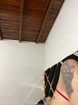 Zaratattoox online show from April 2026 06:00:02 AM
