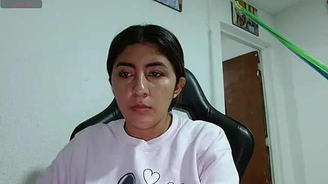 danna peterson1 online show from April 2026 11:40:02 PM