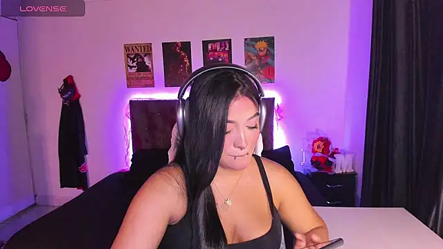 Snapshot of Mariana_Hasper_ chatting on October 2025 03:48:01 AM Mariana Hasper online show from October 2025 03:48:01 AM