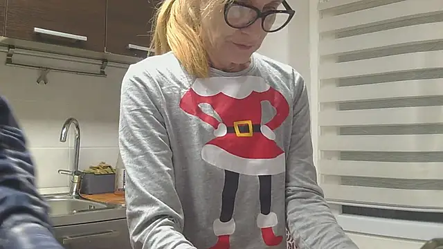 couplemilf2 online show from November 2025 04:40:02 PM