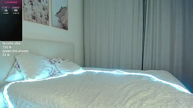 diaanona online show from December 2024 12:24:01 AM