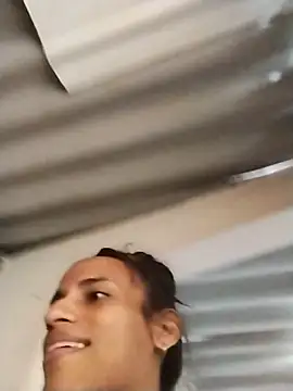 Snapshot of AlexaWarner chatting on November 2025 06:43:01 PM AlexaWarner online show from November 2025 06:43:01 PM