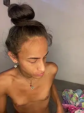 AlexaWarner online show from May 2026 06:42:02 PM