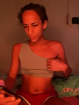 Snapshot of AlexaWarner chatting on July 2026 06:28:01 PM AlexaWarner online show from July 2026 06:28:01 PM