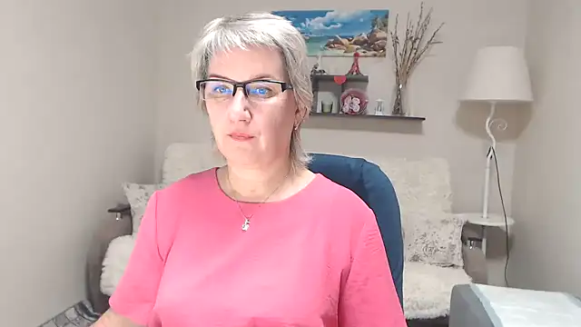 FleurMays online show from October 2025 09:15:01 AM