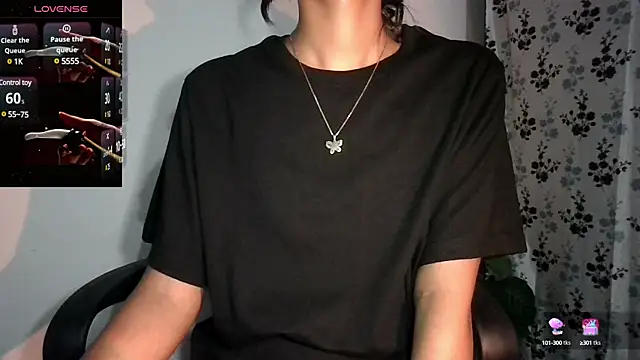 Snapshot of glowybekwa chatting on March 2025 10:22:02 PM glowybekwa online show from March 2025 10:22:02 PM