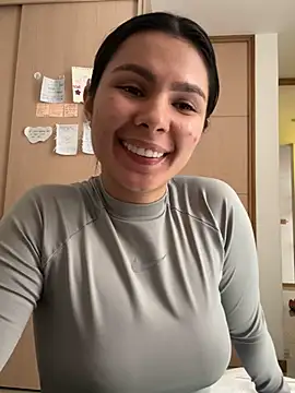 Snapshot of SofiaG_ chatting on December 2024 05:45:02 PM SofiaG  online show from December 2024 05:45:02 PM