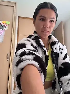 Snapshot of SofiaG_ chatting on December 2024 05:33:01 PM SofiaG  online show from December 2024 05:33:01 PM