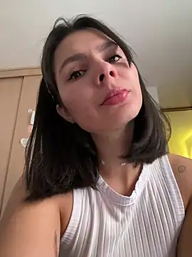 Snapshot of SofiaG_ chatting on December 2024 02:00:01 PM SofiaG  online show from December 2024 02:00:01 PM