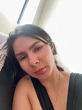 Snapshot of SofiaG_ chatting on December 2024 01:19:02 PM SofiaG  online show from December 2024 01:19:02 PM