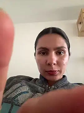 Snapshot of SofiaG_ chatting on December 2024 04:32:01 PM SofiaG  online show from December 2024 04:32:01 PM