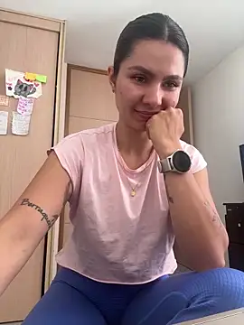 Snapshot of SofiaG_ chatting on December 2024 06:08:01 PM SofiaG  online show from December 2024 06:08:01 PM