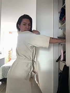 Snapshot of SofiaG_ chatting on February 2025 09:58:01 PM SofiaG  online show from February 2025 09:58:01 PM