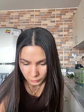 Snapshot of SofiaG_ chatting on September 2025 02:51:01 PM SofiaG  online show from September 2025 02:51:01 PM