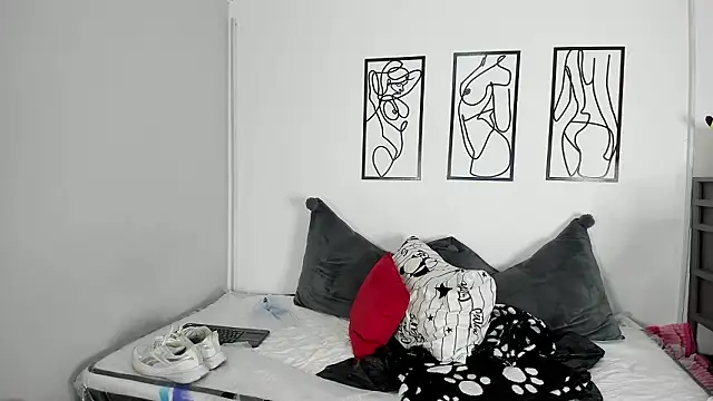 RubyPirsso18 online show from February 2026 07:18:01 PM