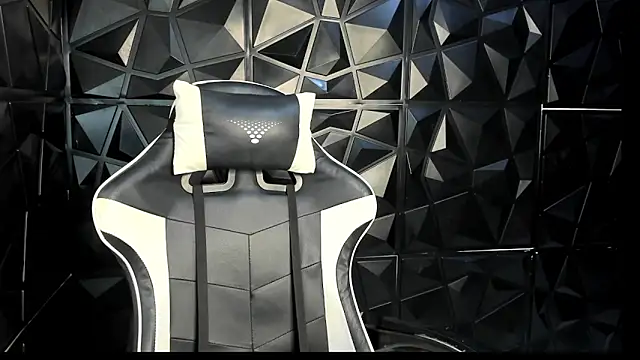 HelueHorny13 online show from October 2025 05:35:02 AM