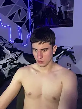 Snapshot of oliver_Lz chatting on March 2025 07:41:01 AM oliver Lz online show from March 2025 07:41:01 AM