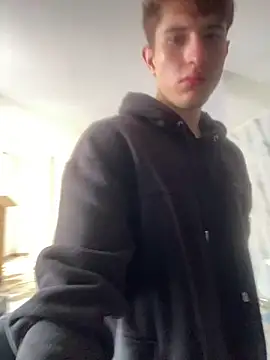 Snapshot of oliver_Lz chatting on October 2025 04:26:01 PM oliver Lz online show from October 2025 04:26:01 PM