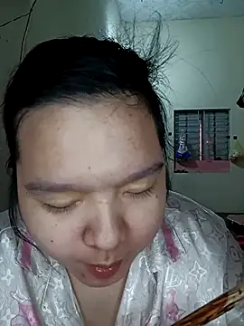 Thomgdee online show from November 2025 01:39:01 AM