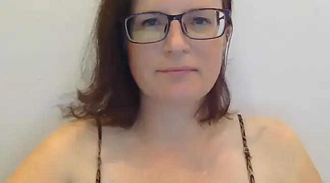 Snapshot of CrimsonMistress chatting on January 2025 12:02:01 AM CrimsonMistress online show from January 2025 12:02:01 AM