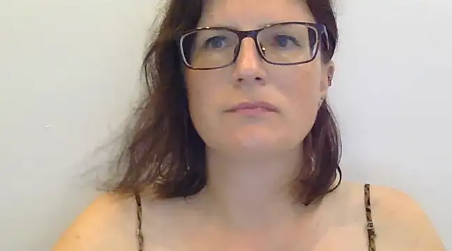 Snapshot of CrimsonMistress chatting on January 2025 12:03:01 AM CrimsonMistress online show from January 2025 12:03:01 AM