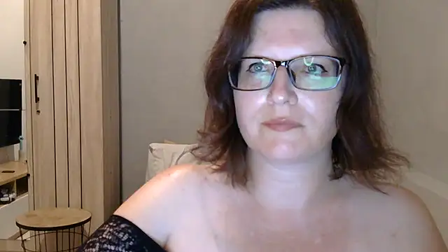 Snapshot of CrimsonMistress chatting on October 2025 10:07:02 PM CrimsonMistress online show from October 2025 10:07:02 PM