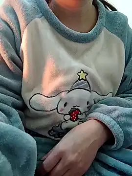 JasminePham online show from December 2024 01:18:01 AM