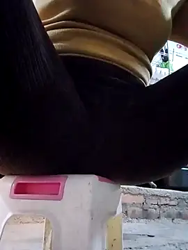 JasminePham online show from February 2025 07:07:02 AM