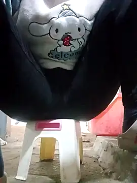 JasminePham online show from February 2025 01:14:01 AM