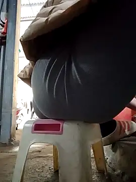 JasminePham online show from February 2025 03:23:02 AM