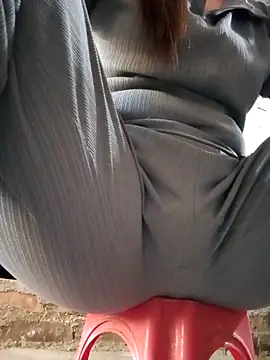 JasminePham online show from March 2025 01:53:01 AM