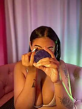 MaverickGray online show from April 2026 12:47:01 PM