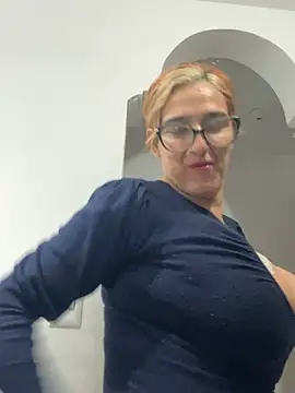 anastasia and jordan online show from April 2026 10:27:02 AM