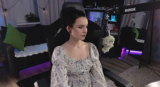 KiraLiLime online show from March 2026 10:02:02 PM