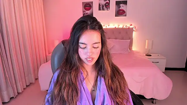 Snapshot of _Charlotte_evans_1 chatting on November 2025 01:37:01 AM Charlotte evans 1 online show from November 2025 01:37:01 AM