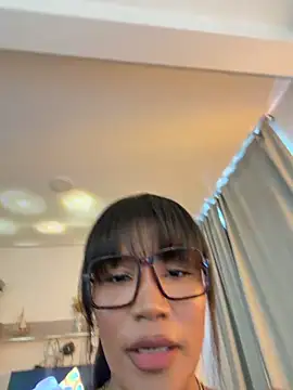 Snapshot of Jessie-pradoo chatting on May 2026 09:23:01 PM Jessie-pradoo online show from May 2026 09:23:01 PM