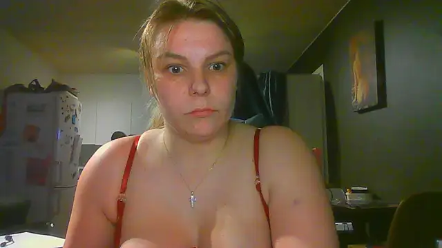 PetiteB Official online show from April 2026 10:51:01 PM