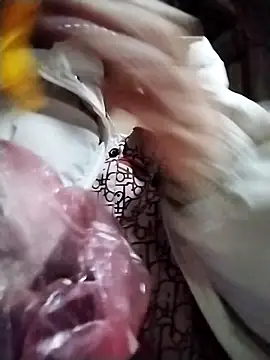 Snapshot of lytamye chatting on February 2025 01:30:02 AM lytamye online show from February 2025 01:30:02 AM