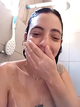 Sweet-diamondxxx online show from March 2026 02:21:01 PM